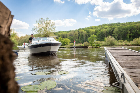 Camping-Katzenkopf-Aktivitaeten-Bootsanlegestellen